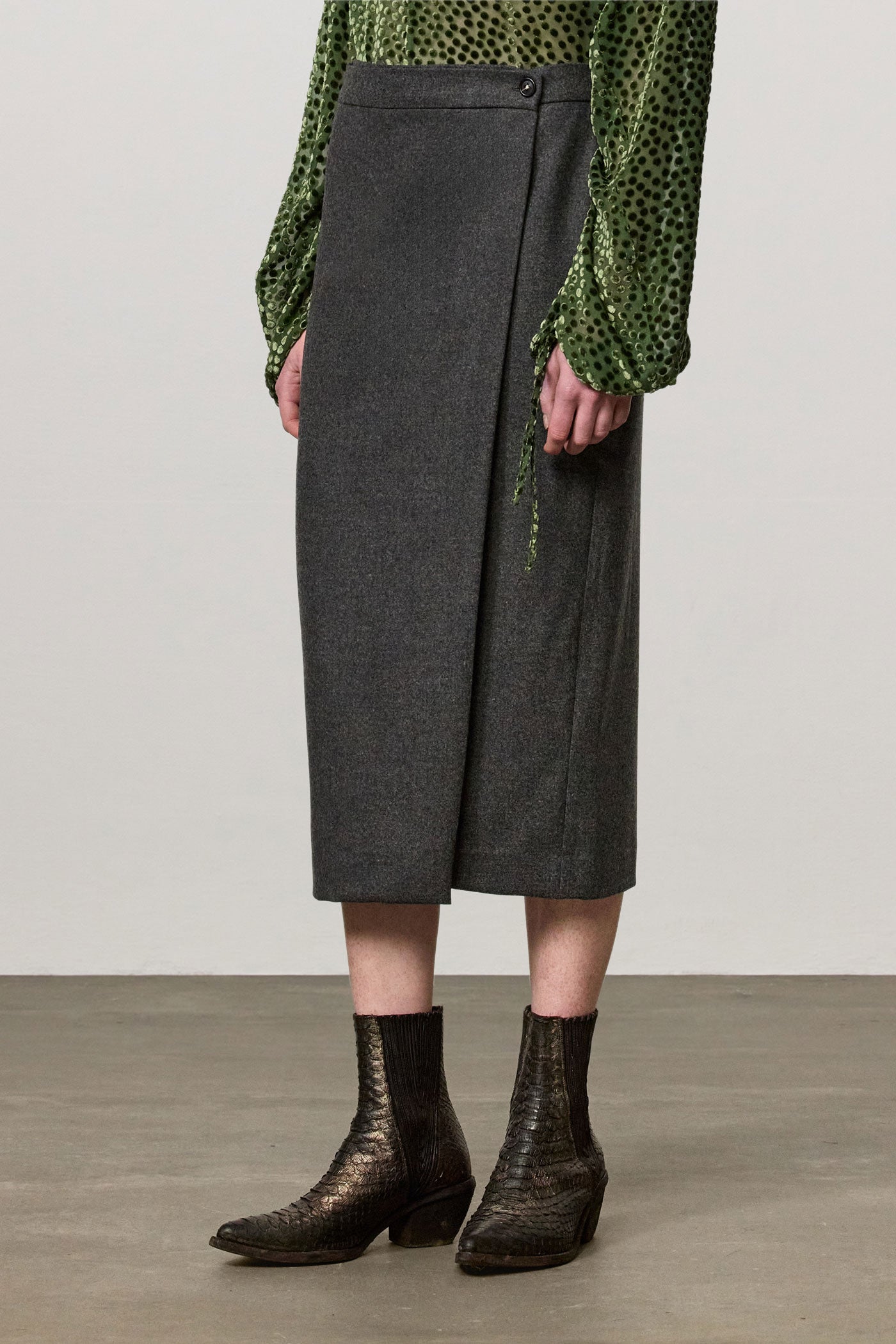 Massimo Alba - VANESSA - dark grey