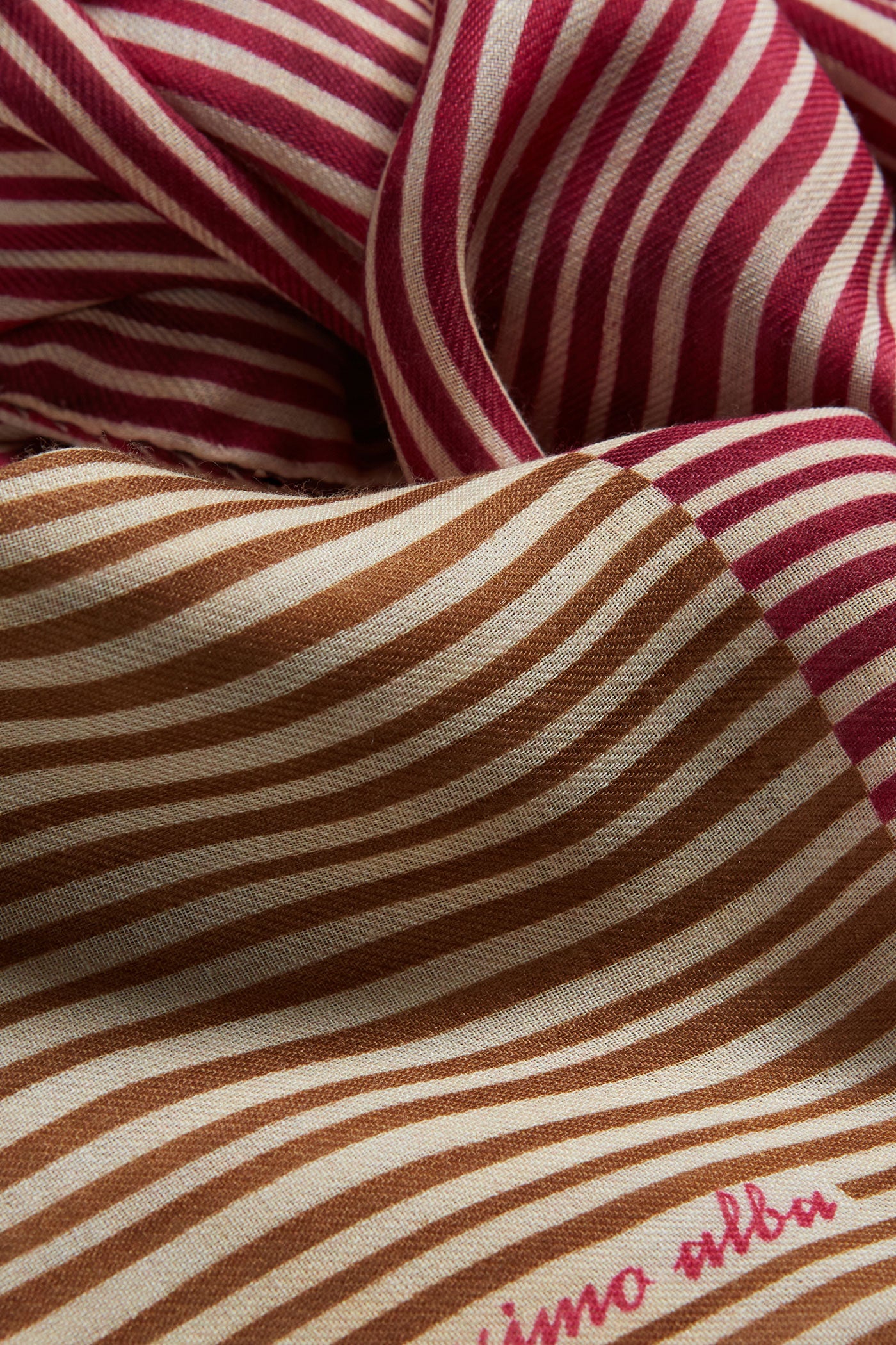 Massimo Alba - SCARF4 - grape