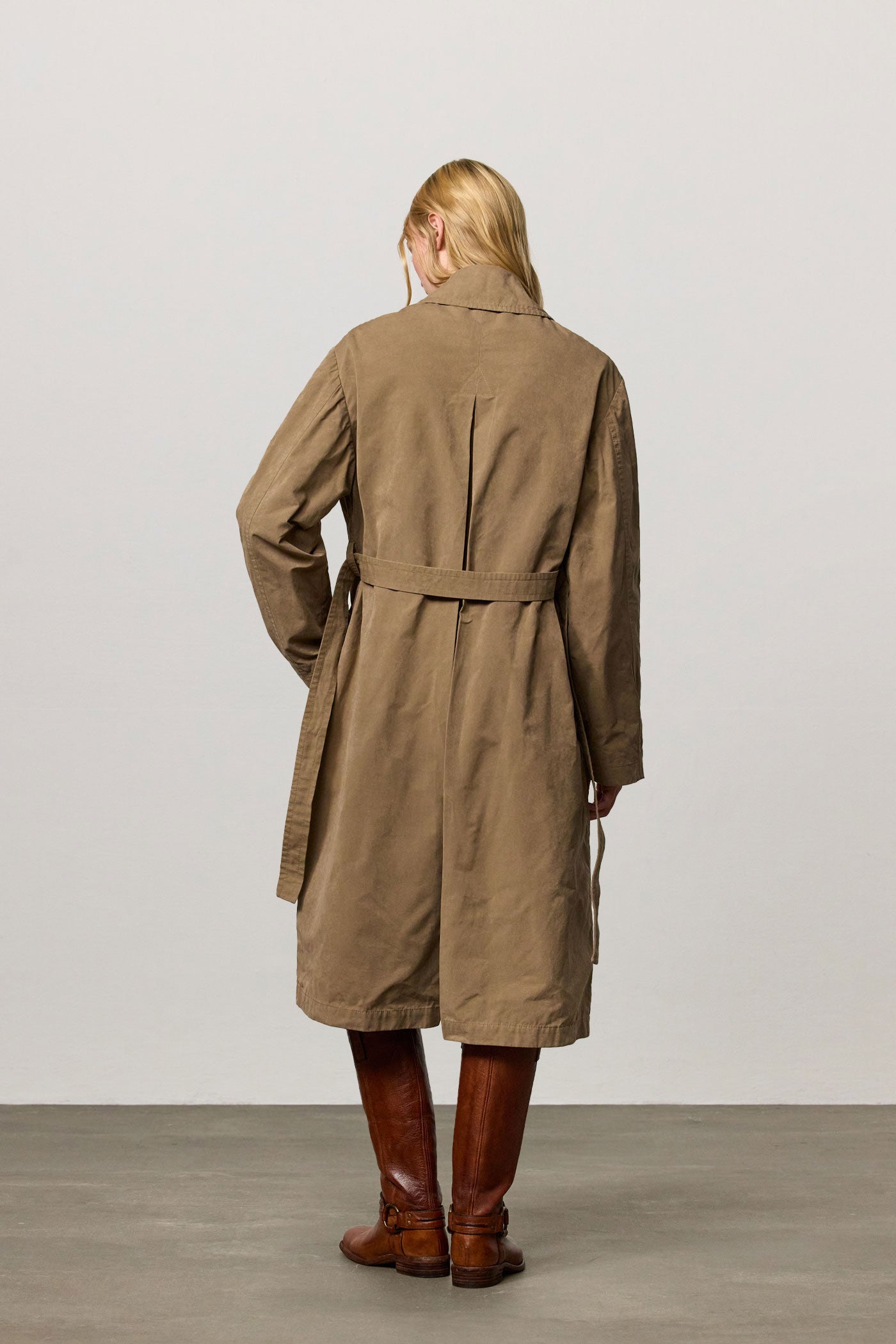 Massimo Alba - LISBONA - beige