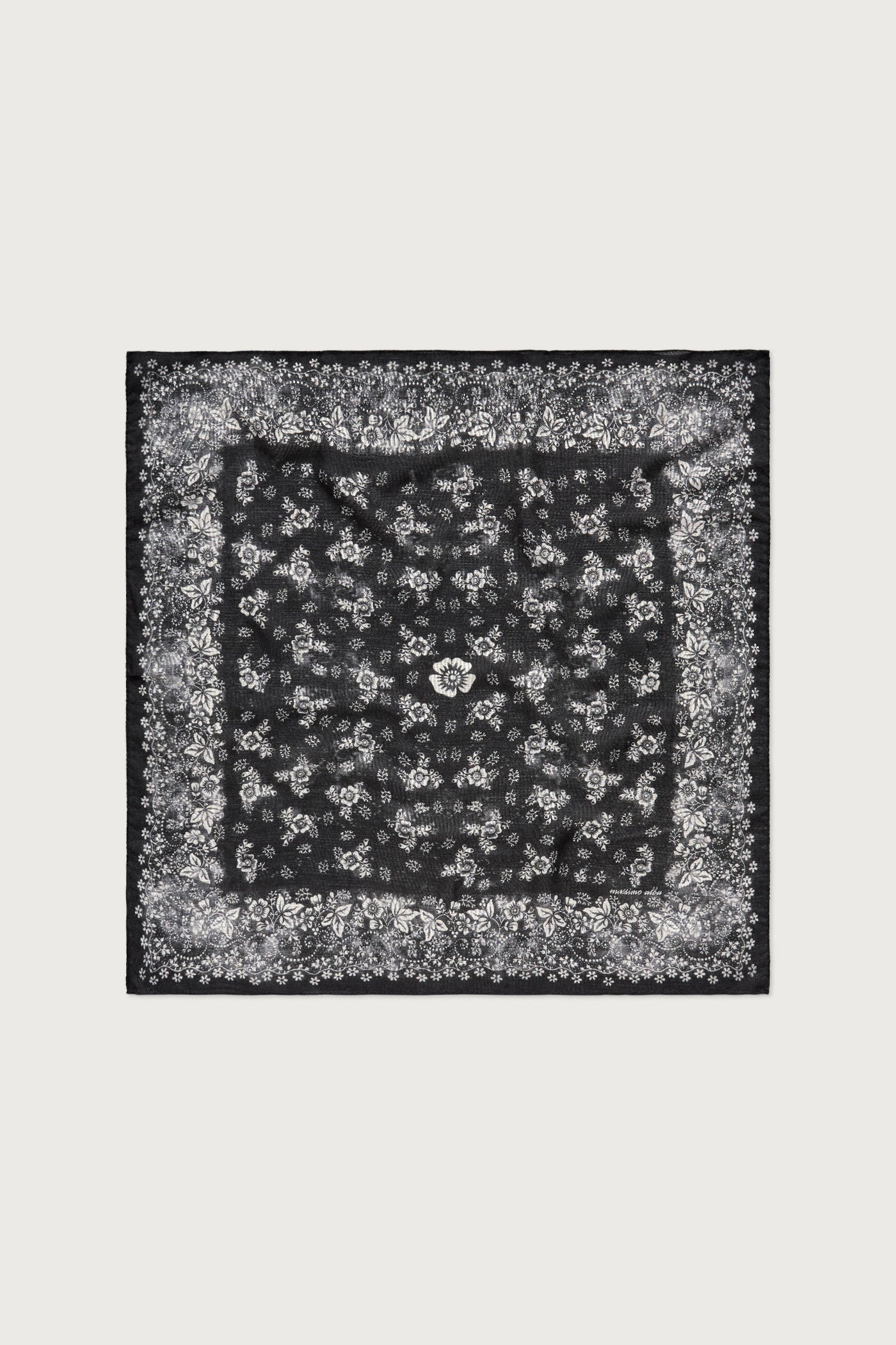 BANDANA