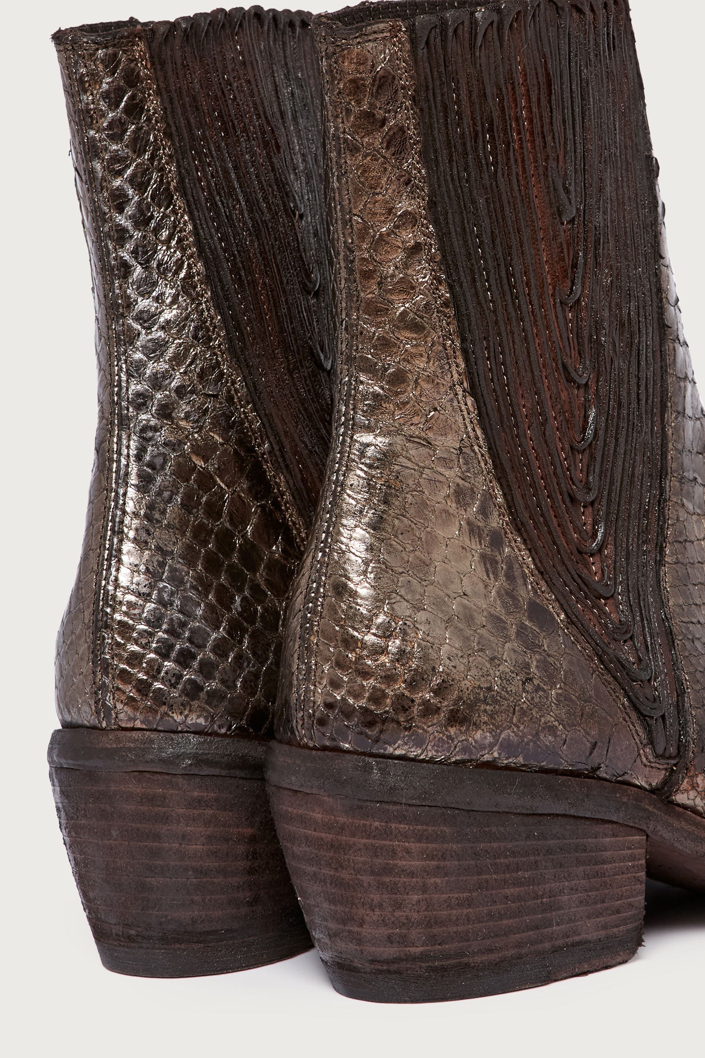 STIVALETTO