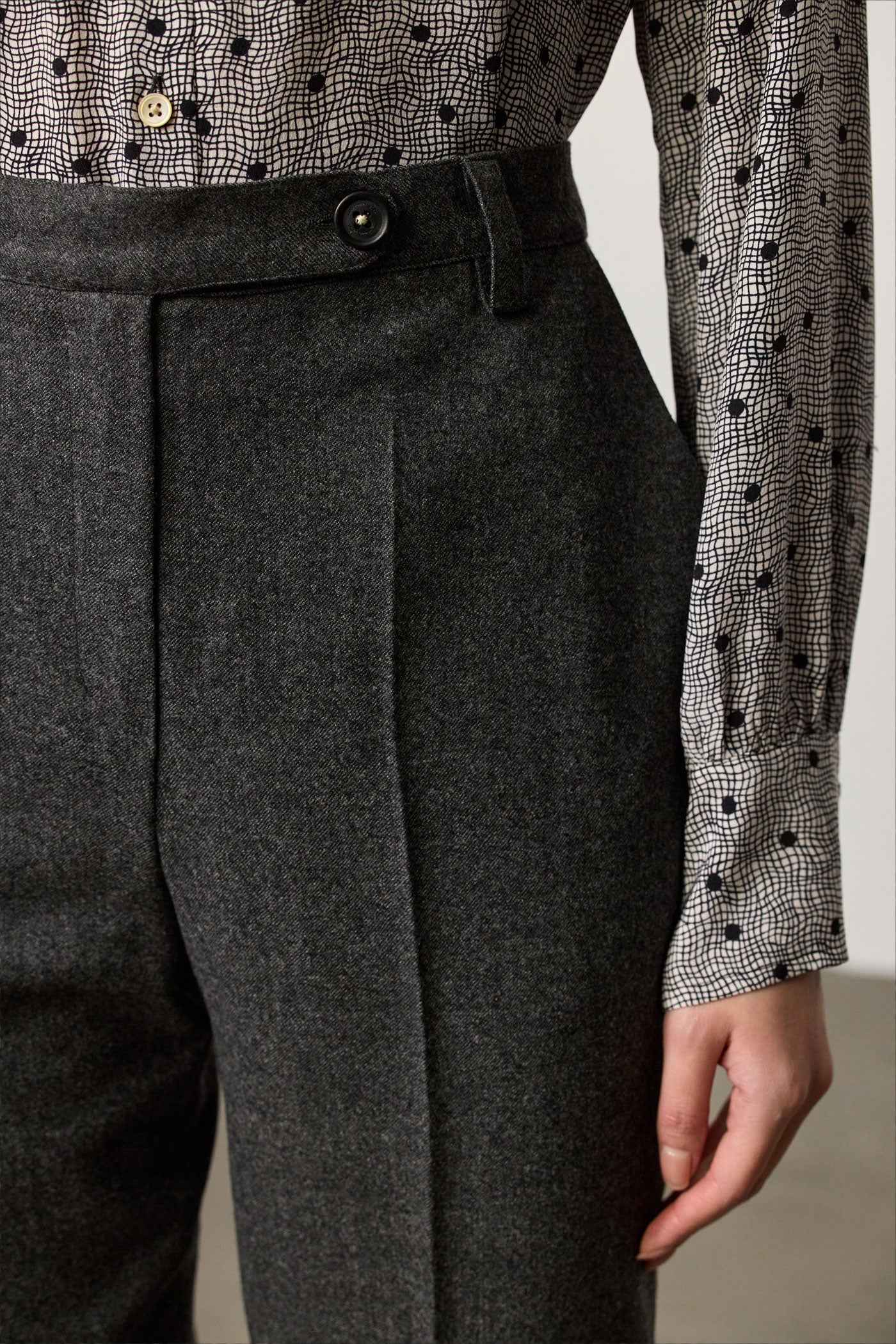 Massimo Alba - MIRIAM - dark grey