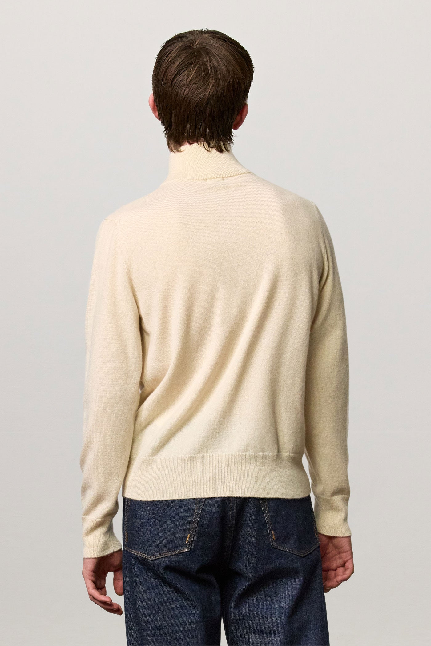 Massimo Alba - LIAM - magnolia