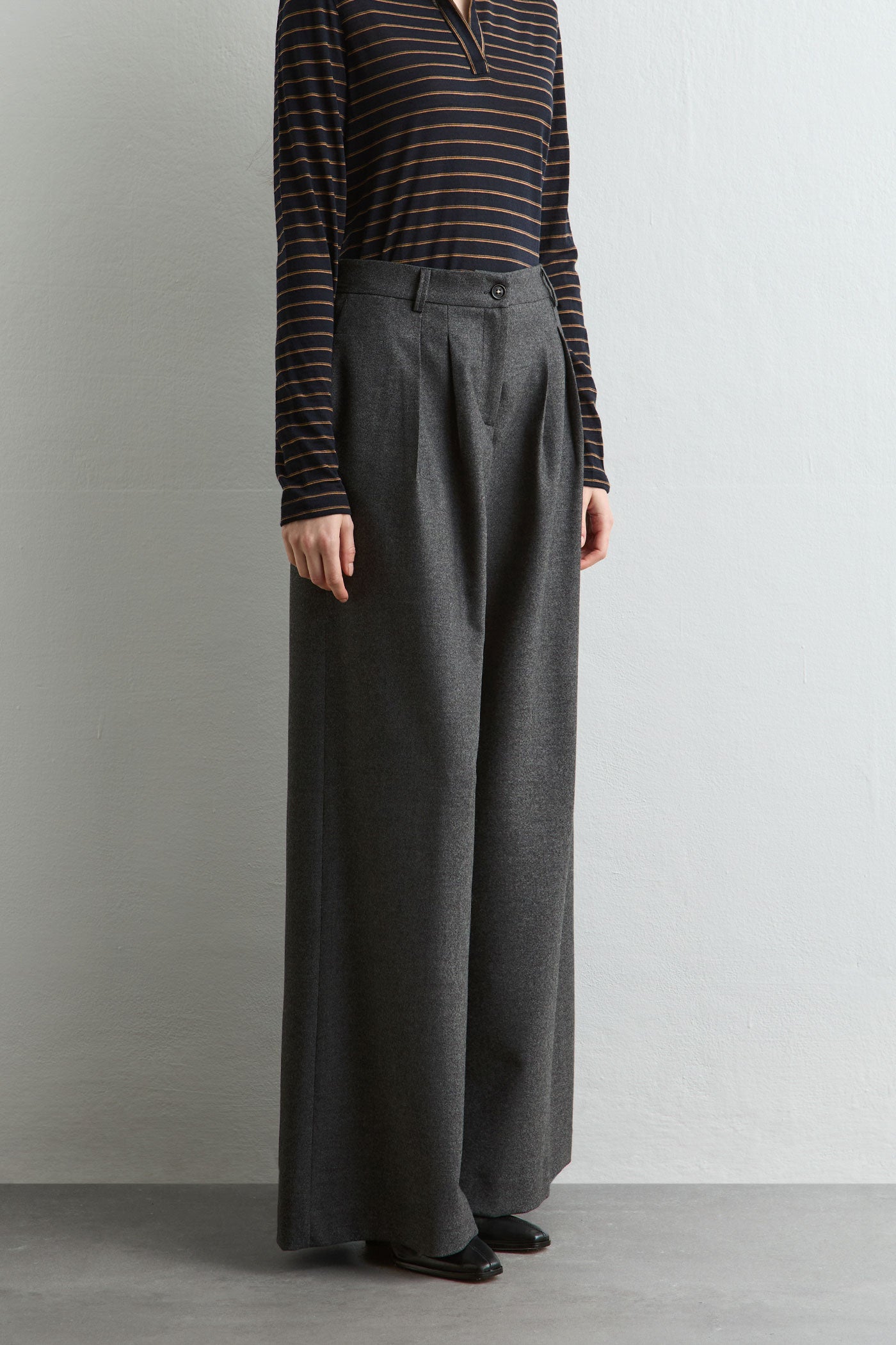 Massimo Alba - KARLY - dark grey