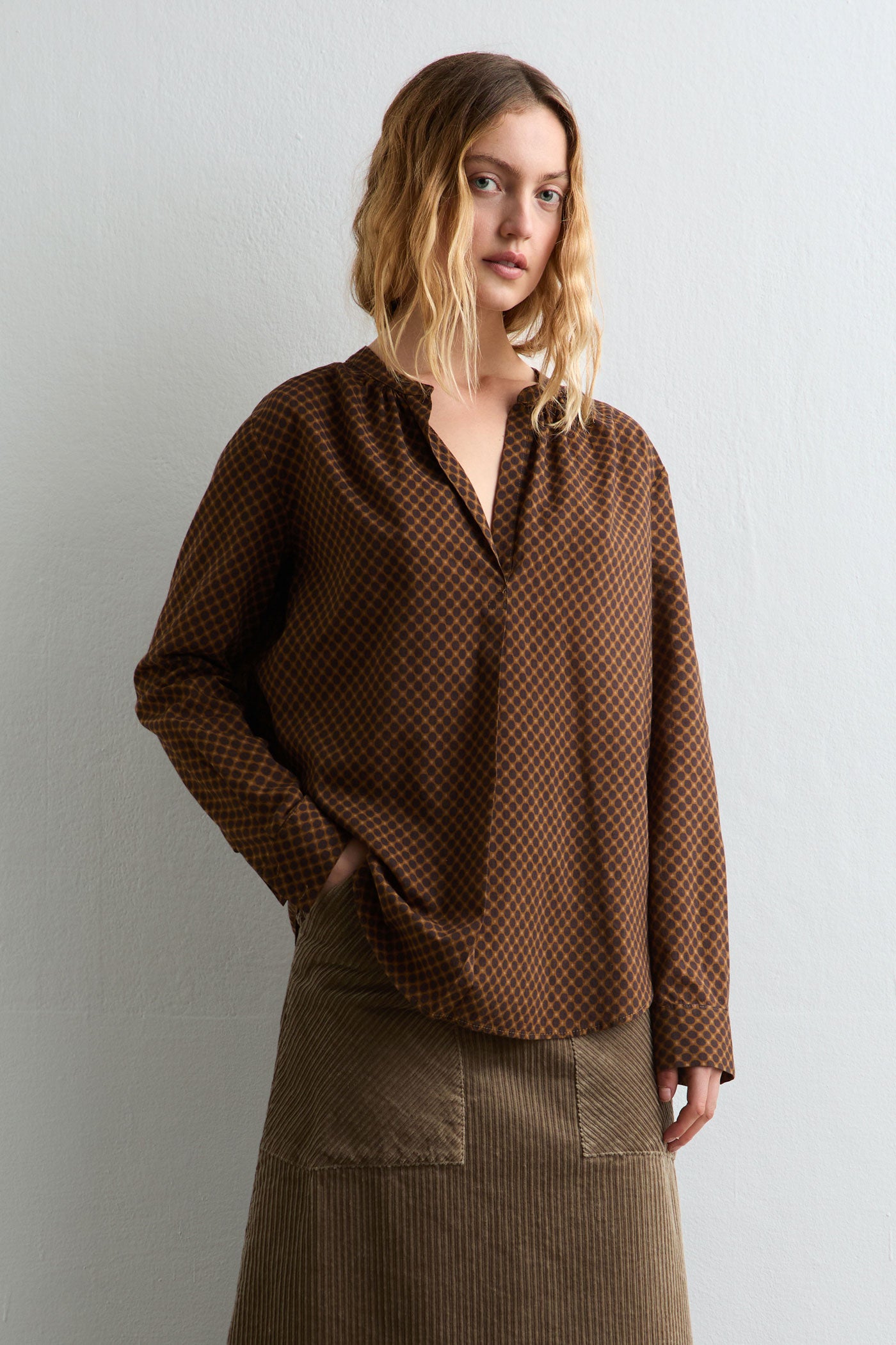 Massimo Alba - YVONNE - camel