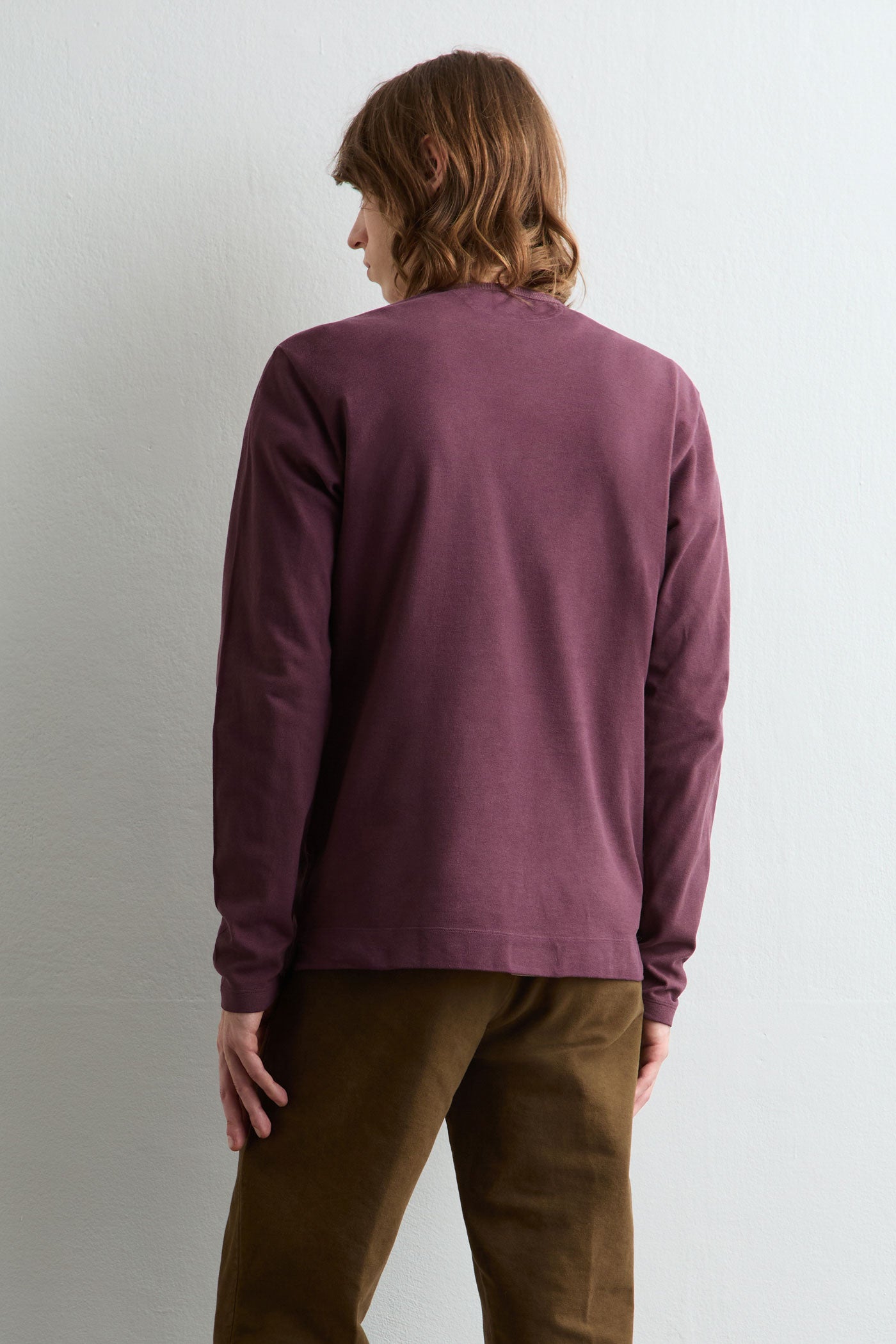 Massimo Alba - MANCHESTER - tibetan red