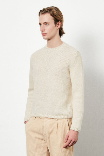 NILO Round neck in wool blend latte