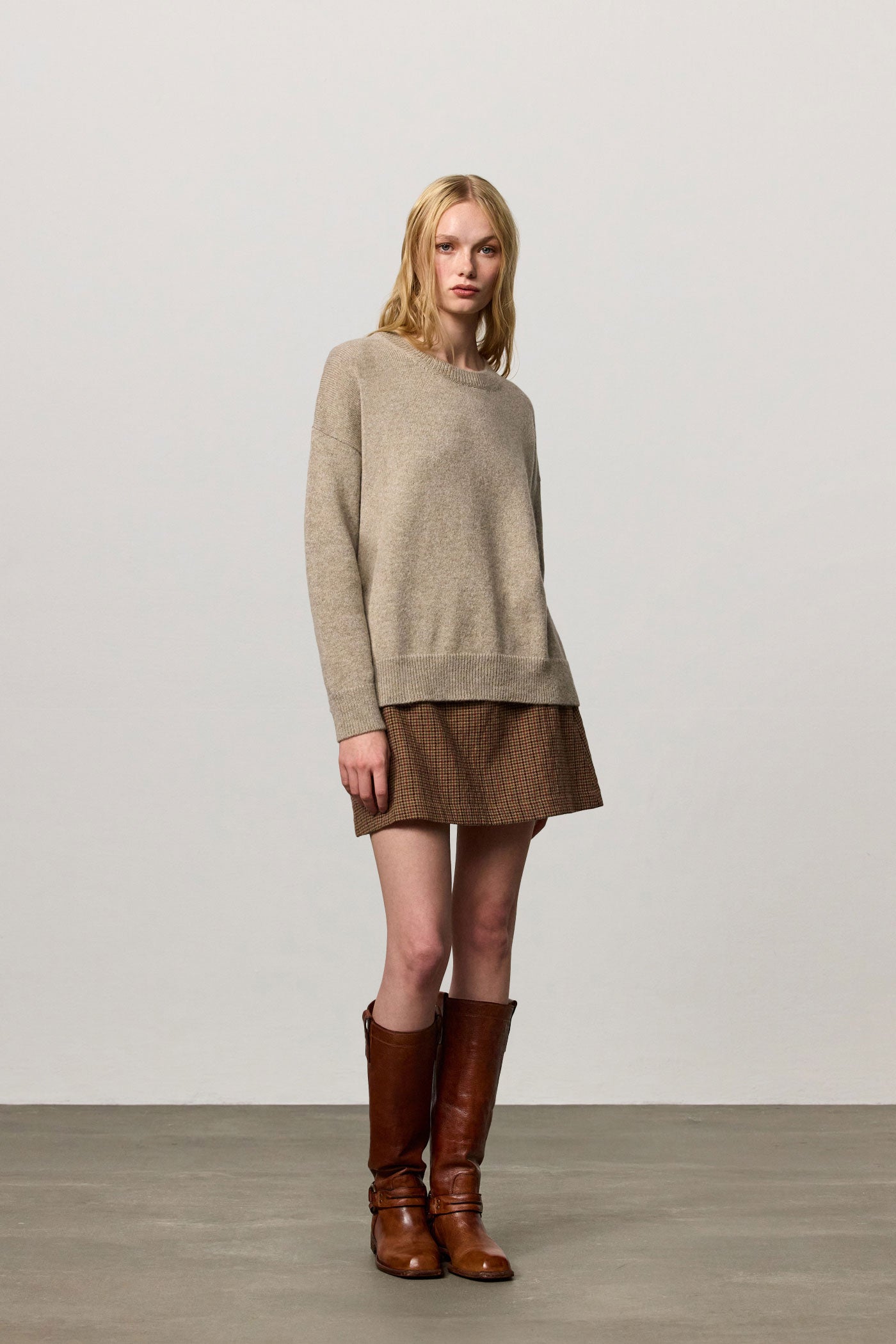 Massimo Alba - FRANCESCA - light grey