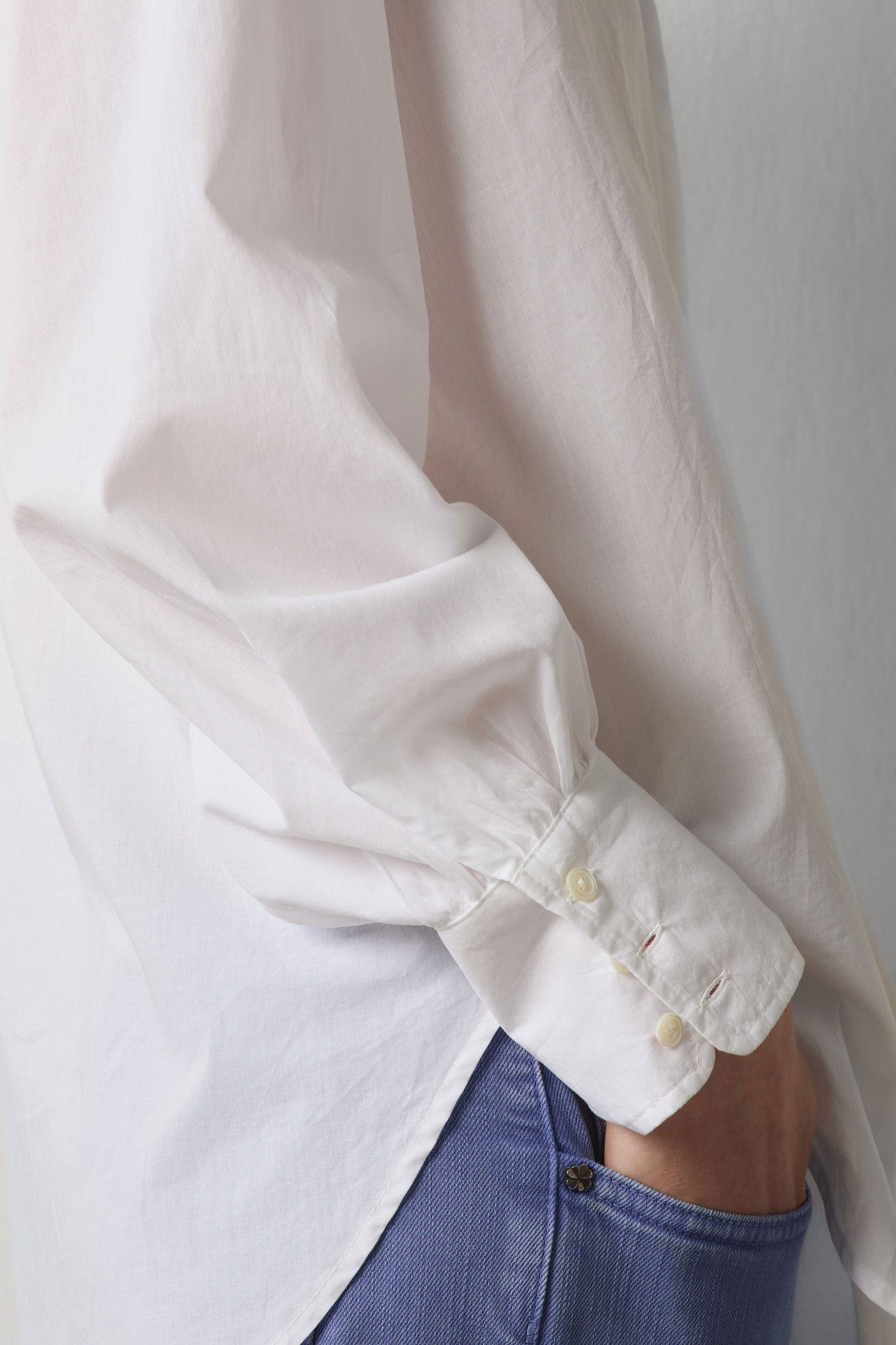 Massimo Alba - ANNA - bianco