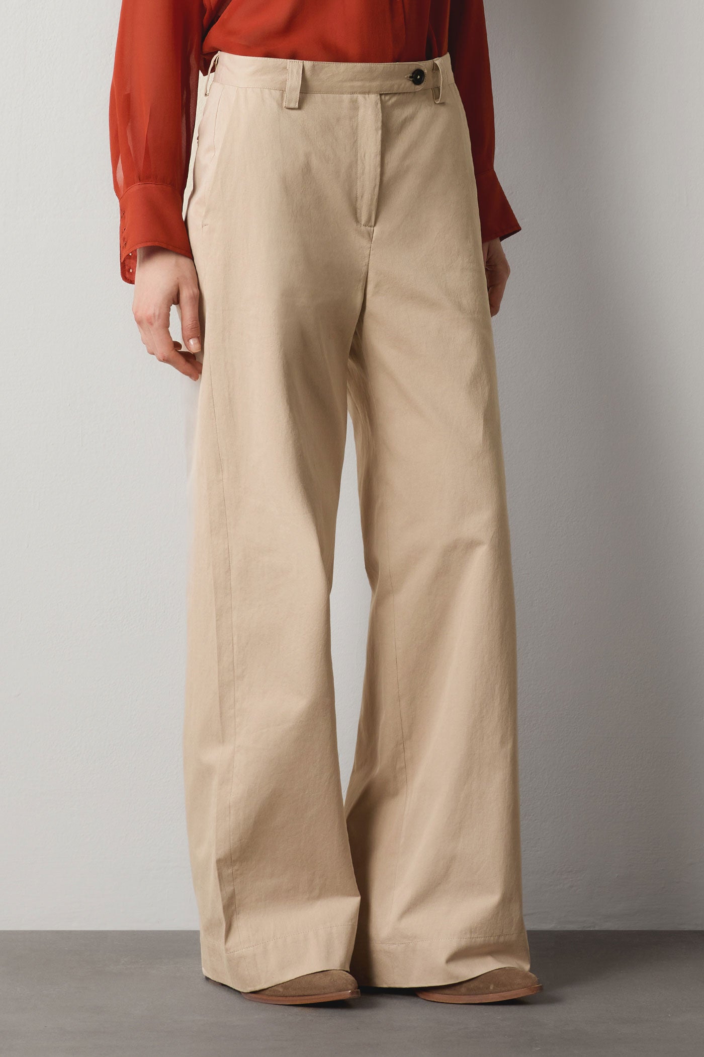 Massimo Alba - LAMIA - tan