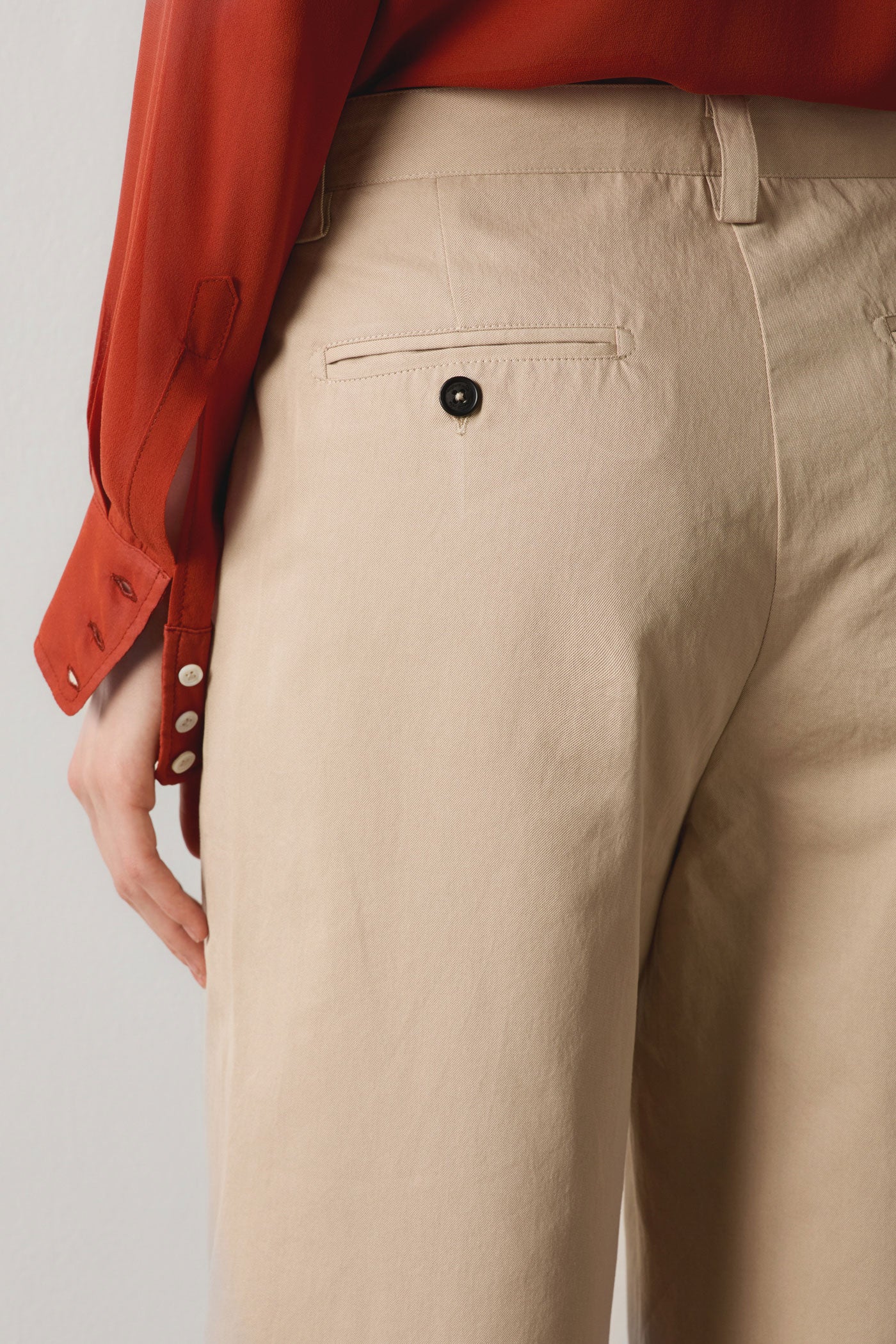 Massimo Alba - LAMIA - tan